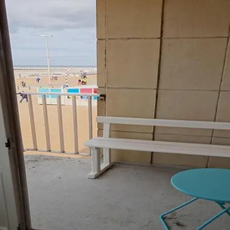 In By The * Nieuwpoort